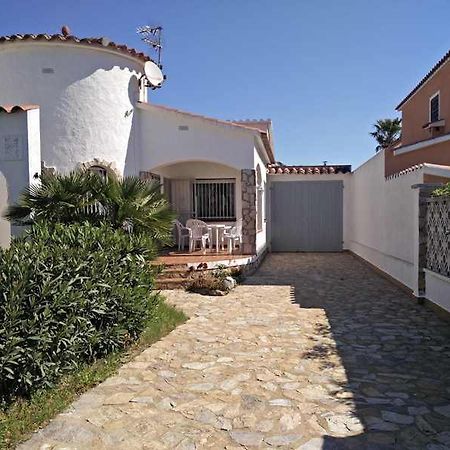 Xalet Amb Jardi Villa Empuriabrava Eksteriør bilde